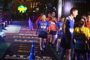 BIB: 4381, 4252, 4890, 5316
                            <button type="button" onclick="openModal(26275064)" class="btn btn-primary btn-sm float-right btn-popup" data-toggle="modal" data-target=".modal-high-quality">
                        <i class="fas fa-shopping-cart"></i> Add to Cart
                    </button>
                                            <button type="button" onclick="isThisMe(26275064, true)" class="btn btn-success btn-sm float-right btn-popup btn-isme hidden" data-toggle="tooltip" data-placement="bottom" title="นี่คือรูปของคุณใช่ไหม คลิกที่นี่เพื่อเอาเข้าอัลบั้ม">
                        <i class="fas fa-plus"></i> Add to album
                    </button>
                    <button type="button" onclick="isThisMe(26275064, false)" class="btn btn-warning btn-sm float-right btn-popup btn-isnotme hidden">
                        <i class="fas fa-ban"></i> Remove from album
                    </button>